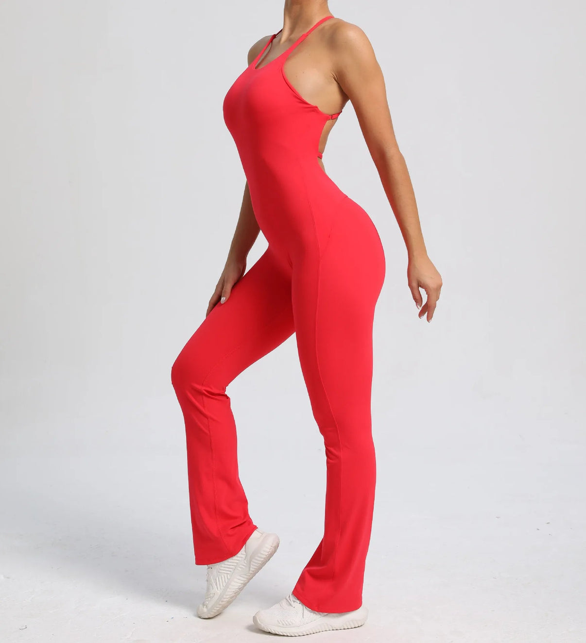 Jumpsuit med kryssende V-rygg og scrunch - Gymfit