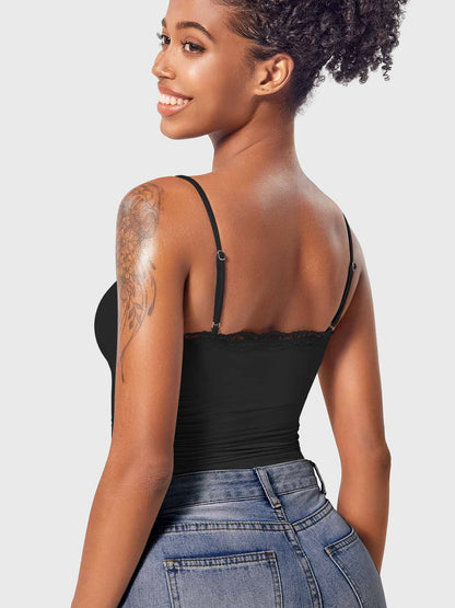 alt
Gymfit Annabely tanktop med firkantet hals og blonder - Gymfit