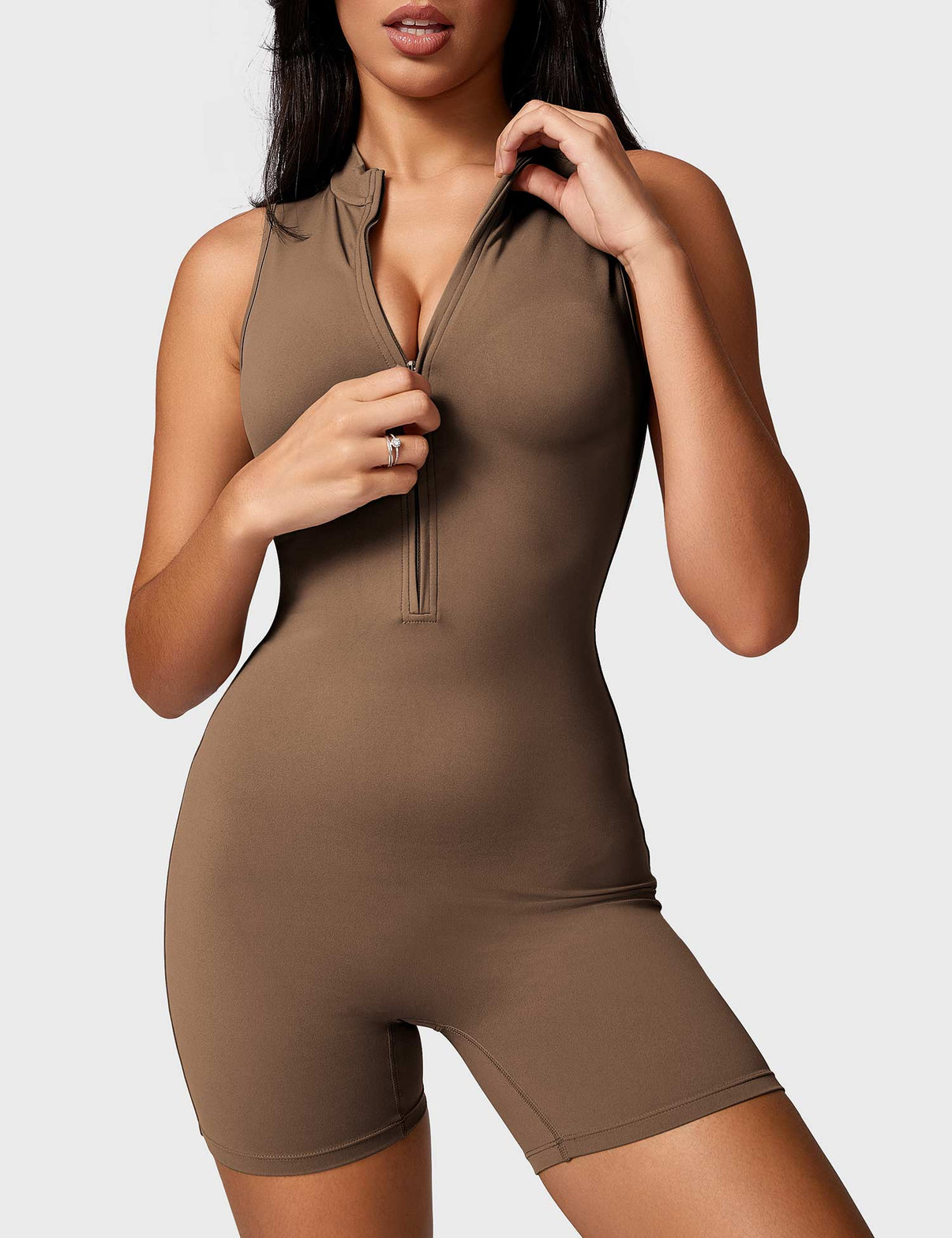 alt
Gymfit Belle ermeløs jumpsuit med glidelås - Gymfit