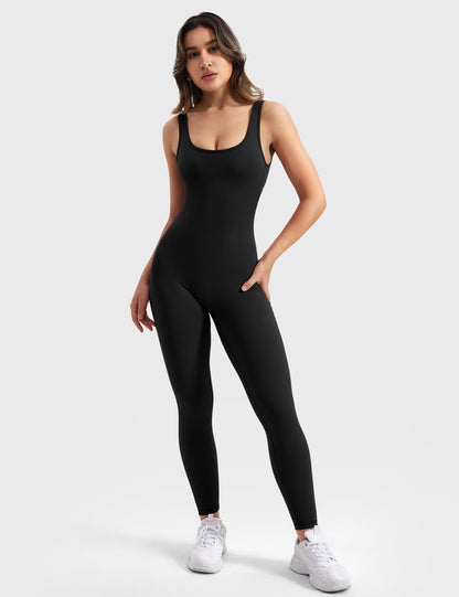 alt
Gymfit Jumpsuit med V-rygg - Gymfit