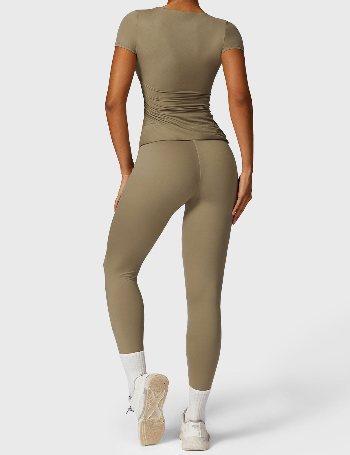 alt
Gymfit T-skjorte med rund hals og korte ermer - Gymfit